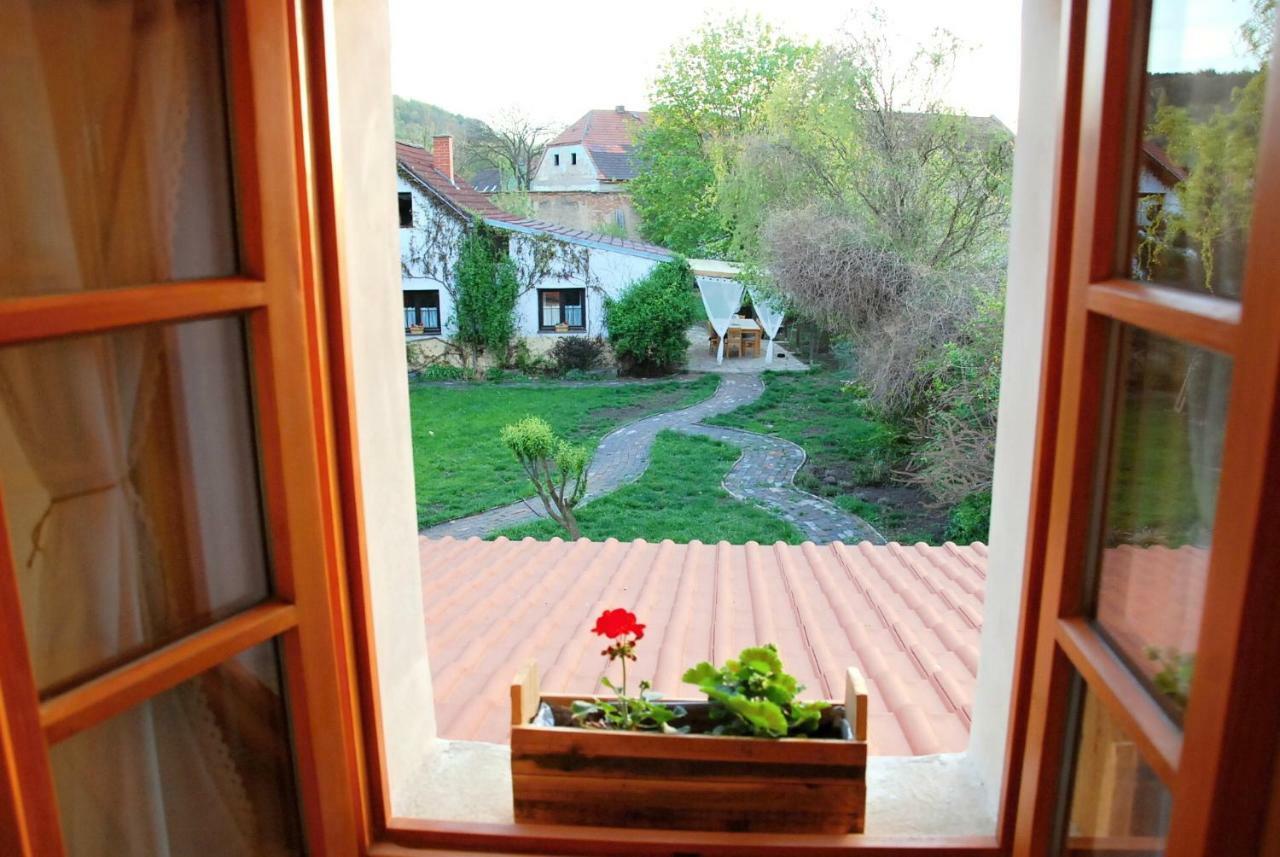 Pivovar Spitt Zahorany Hostal Litoměřice Exterior foto