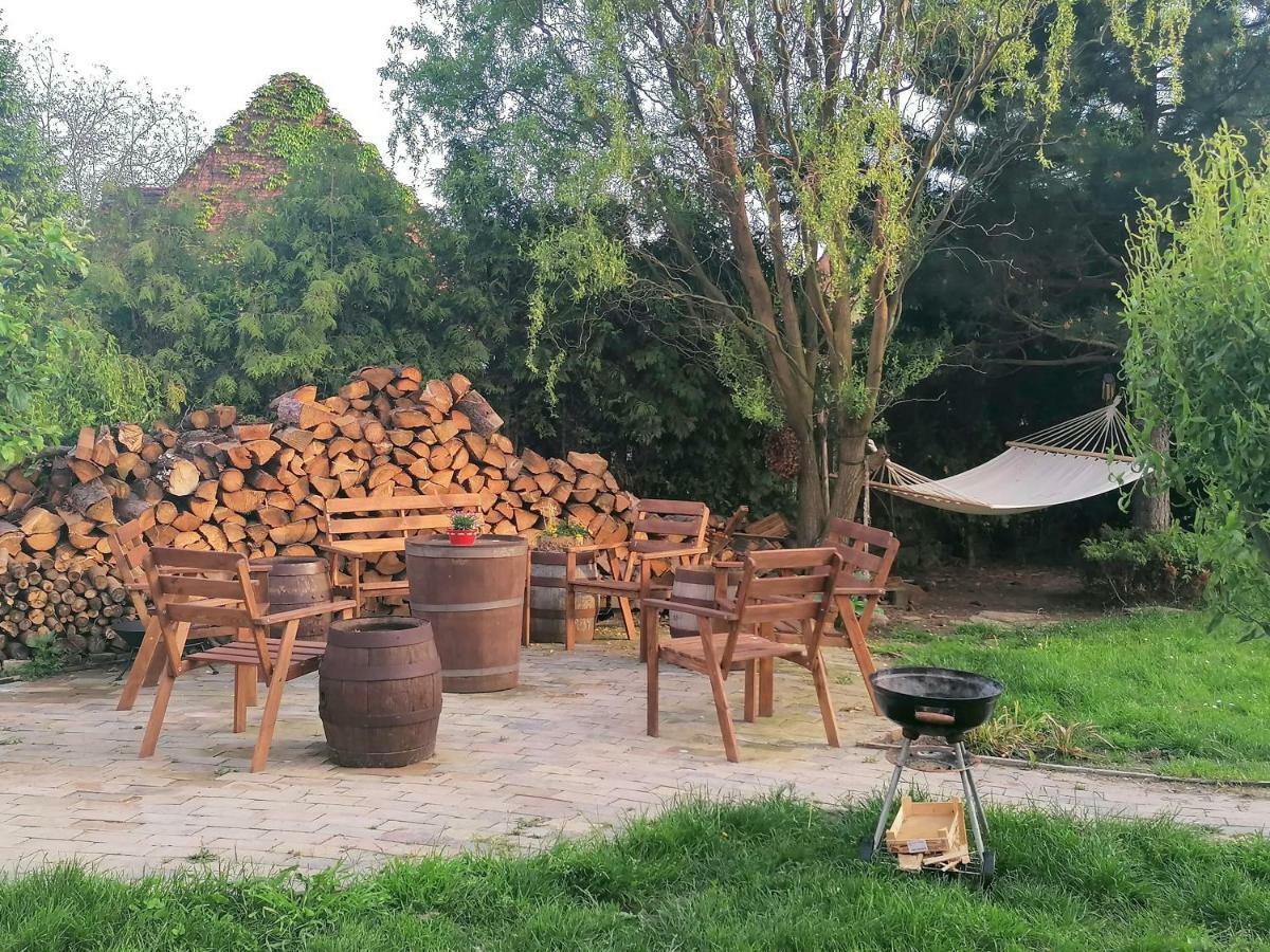 Pivovar Spitt Zahorany Hostal Litoměřice Exterior foto